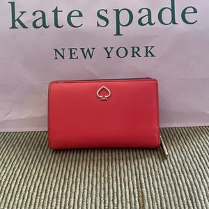 🔵Kate Spade Medium Adele Wallet